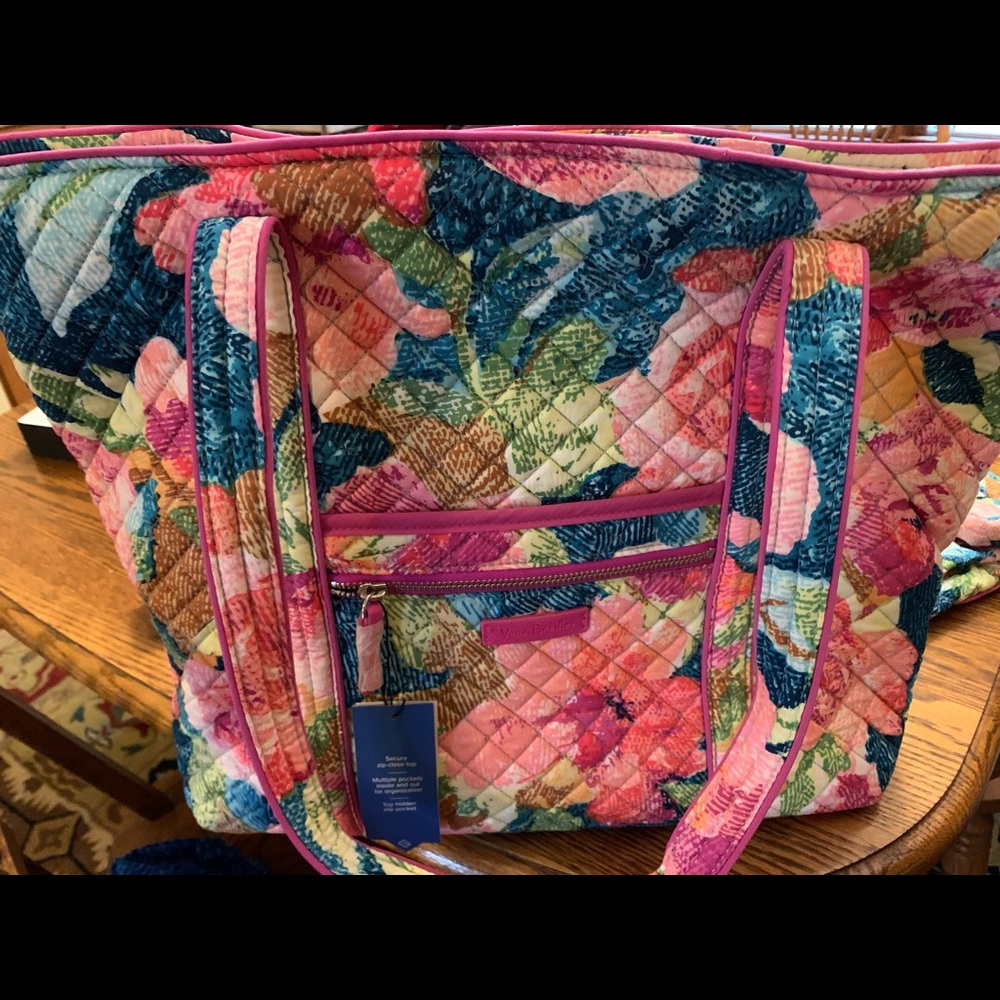 Vera Bradley set - brand new and never used
